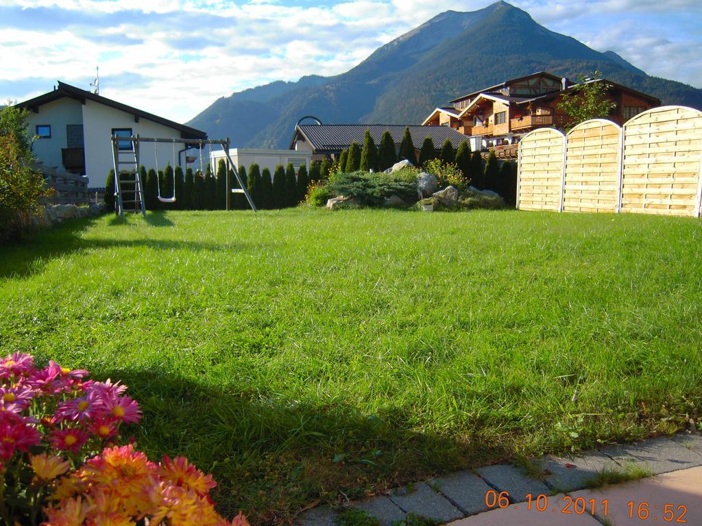 Apartament Haus Angelika Ehrwald Zewnętrze zdjęcie